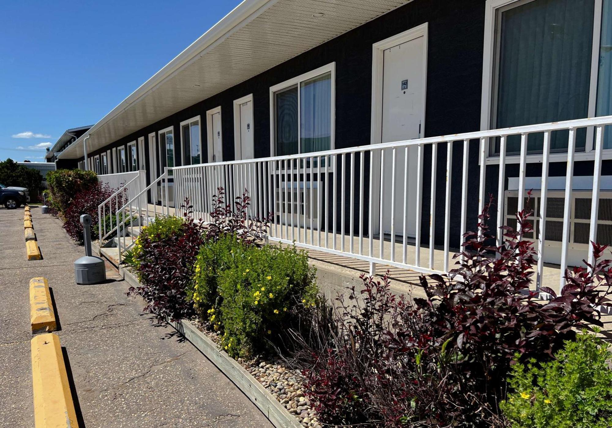 Coast Swift Current Hotel Exteriér fotografie